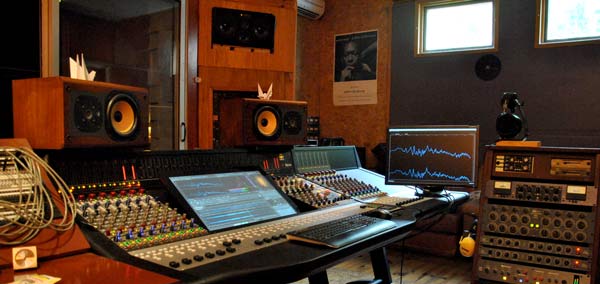 Libérez votre créativité en maîtrisant les techniques de mix des pros